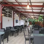 Vendégház Pensiunea Doneli