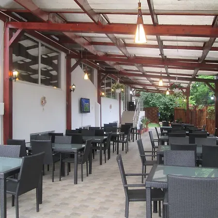 Pensjonat Pensiunea Doneli