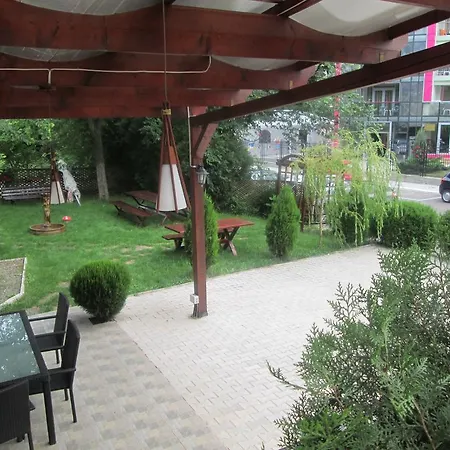 Pensjonat Pensiunea Doneli 3*